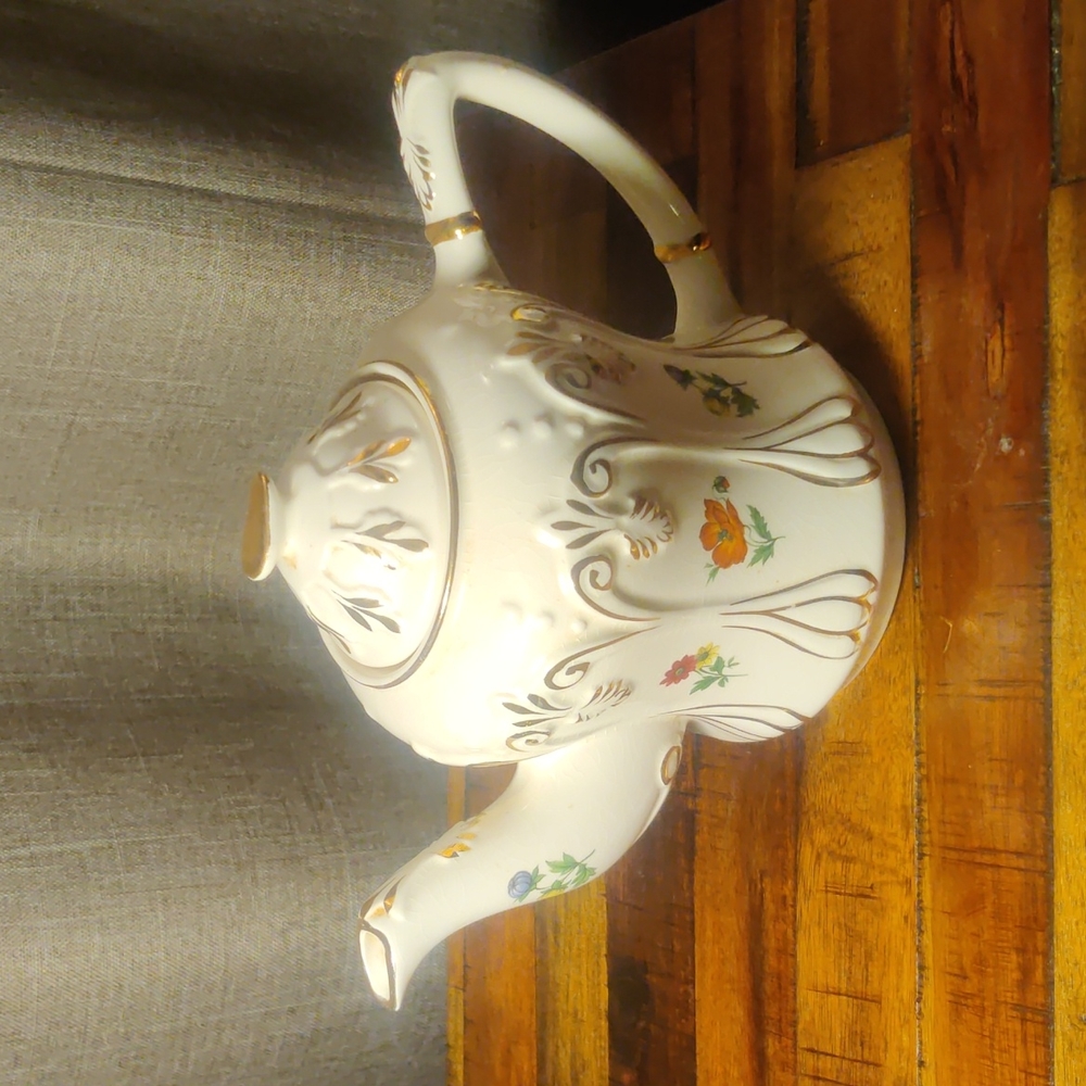 Price Kensington Floral Teapot P&K  Made in England Vintage 4260